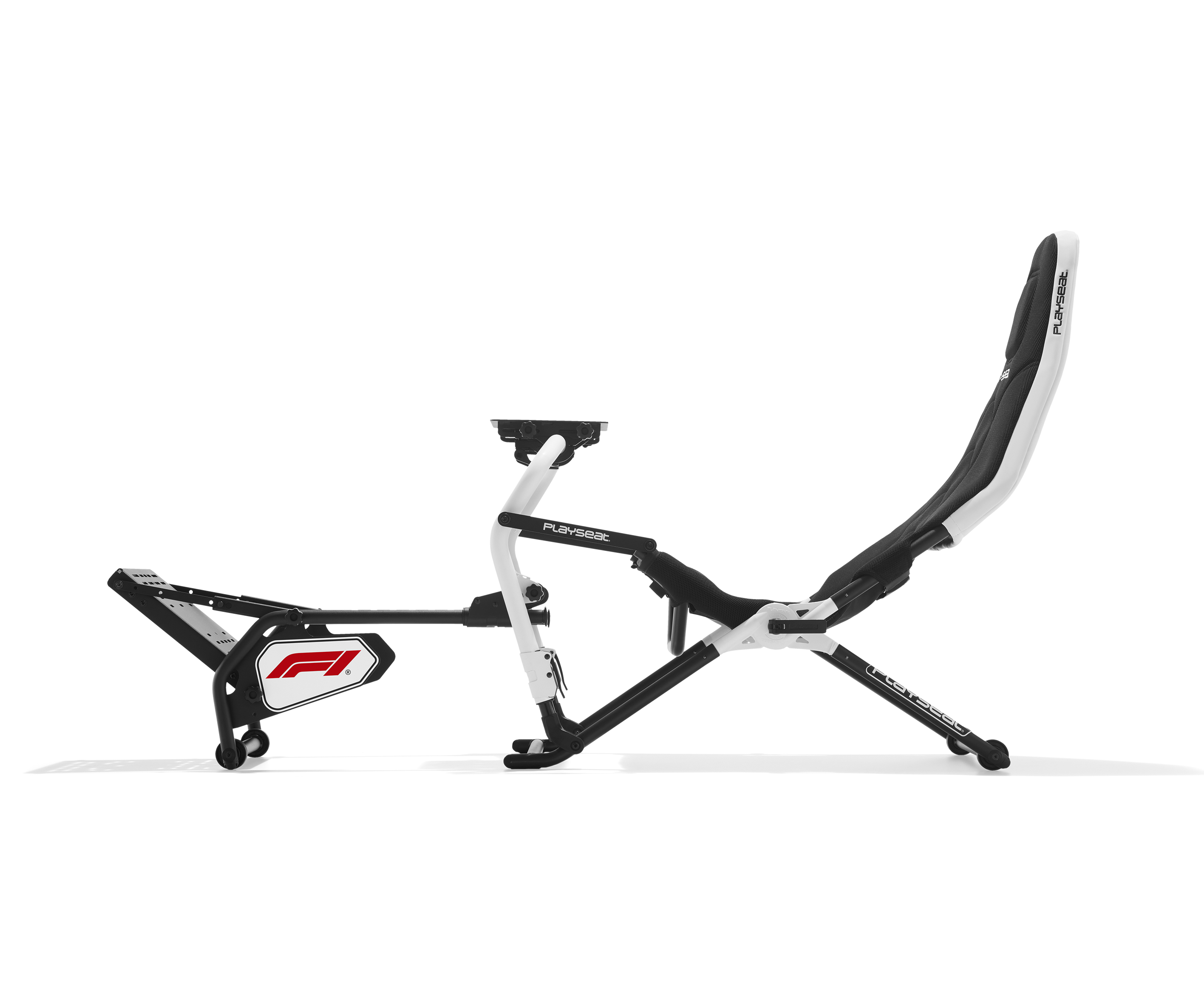 Playseat Challenge DD F1 Edition three-quarter side view